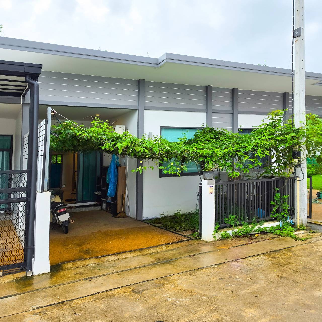 ทาวน์เฮ้าส์ 2 ห้องนอน ป่าคลอก · Somsiri Village Phuket รูปที่ 2
