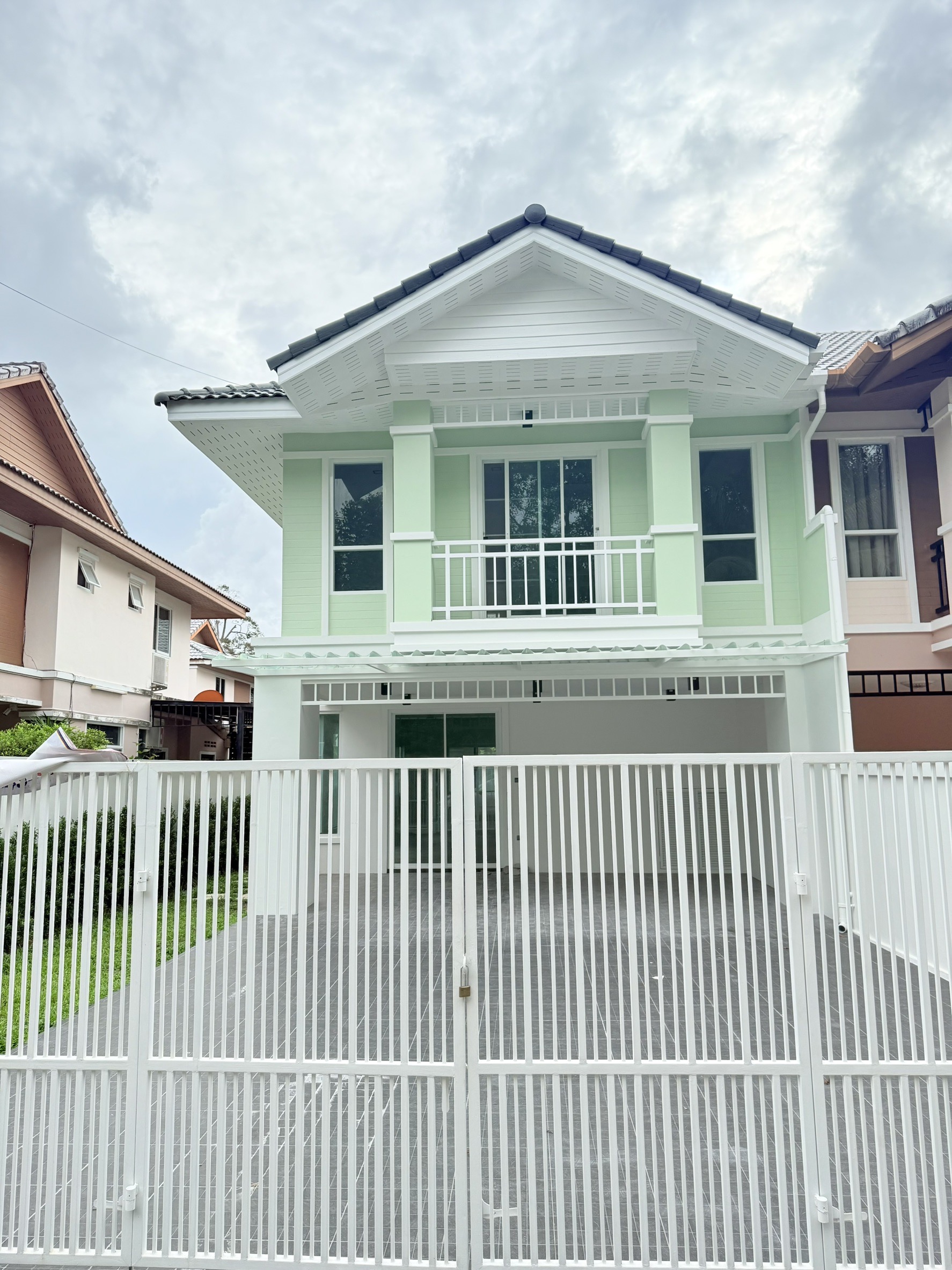 คอนโด 3 ห้องนอน ป่าคลอก · ZCAPE 3 Condominium Phuket