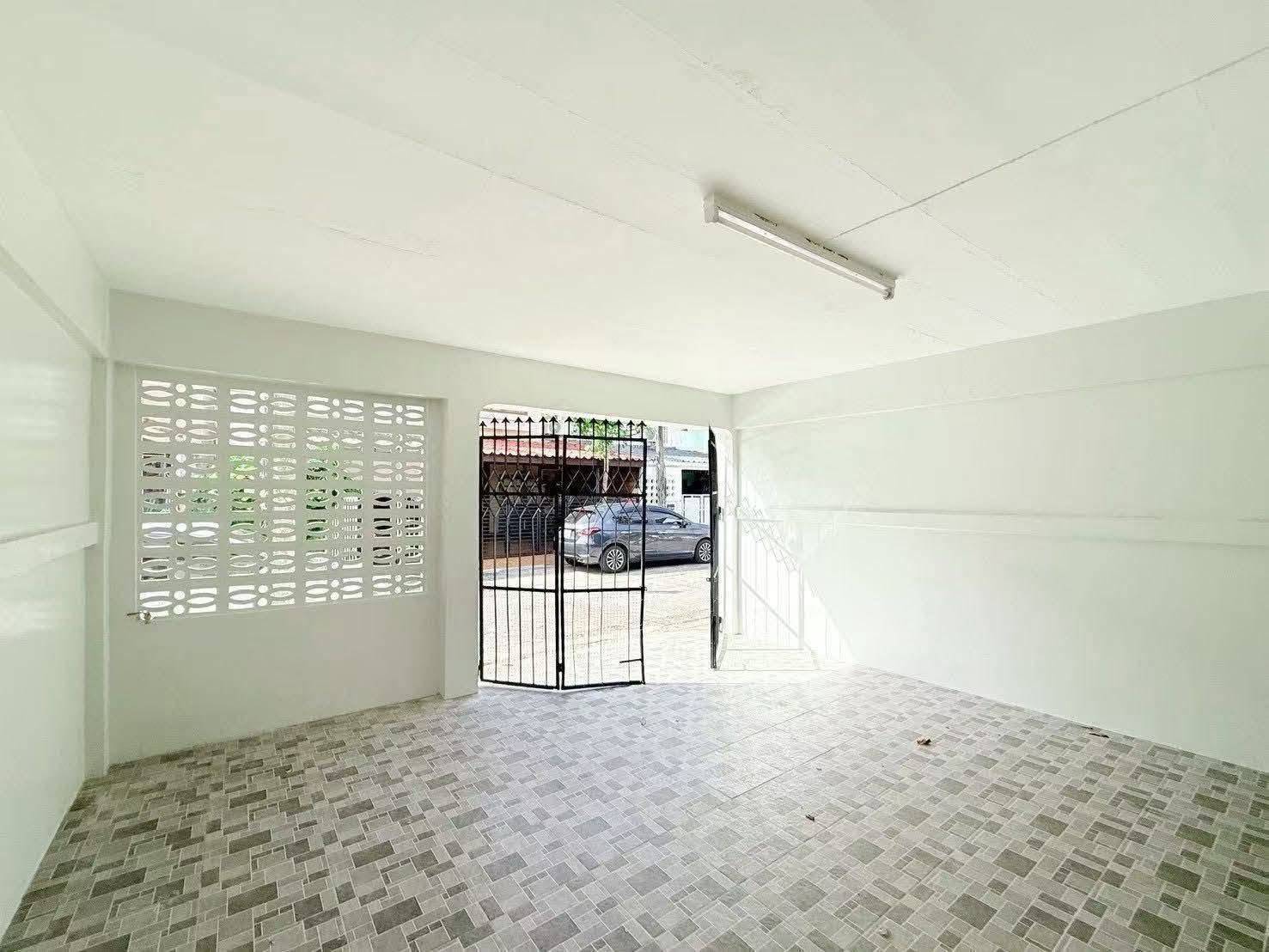 ทาวน์เฮ้าส์ 3 ห้องนอน วิชิต · หมู่บ้านเนตรทิพย์ รูปที่ 3