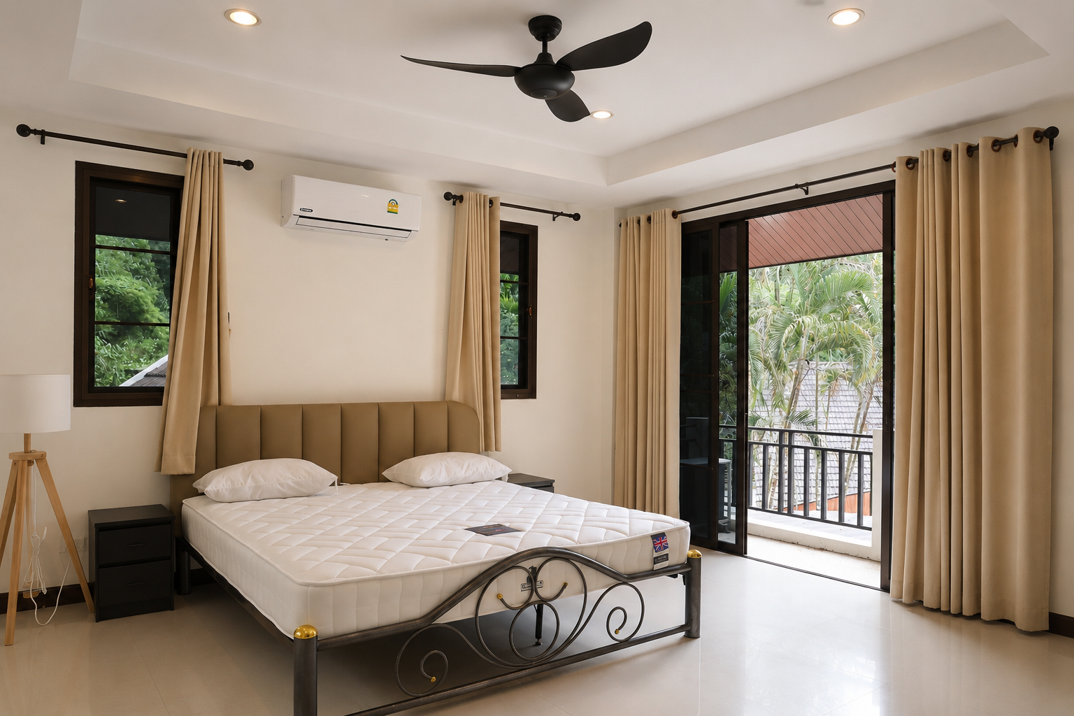 บ้านเดี่ยว 4 ห้องนอน กะทู้ · พูลวิลล่า กะทู้ รูปที่ 5