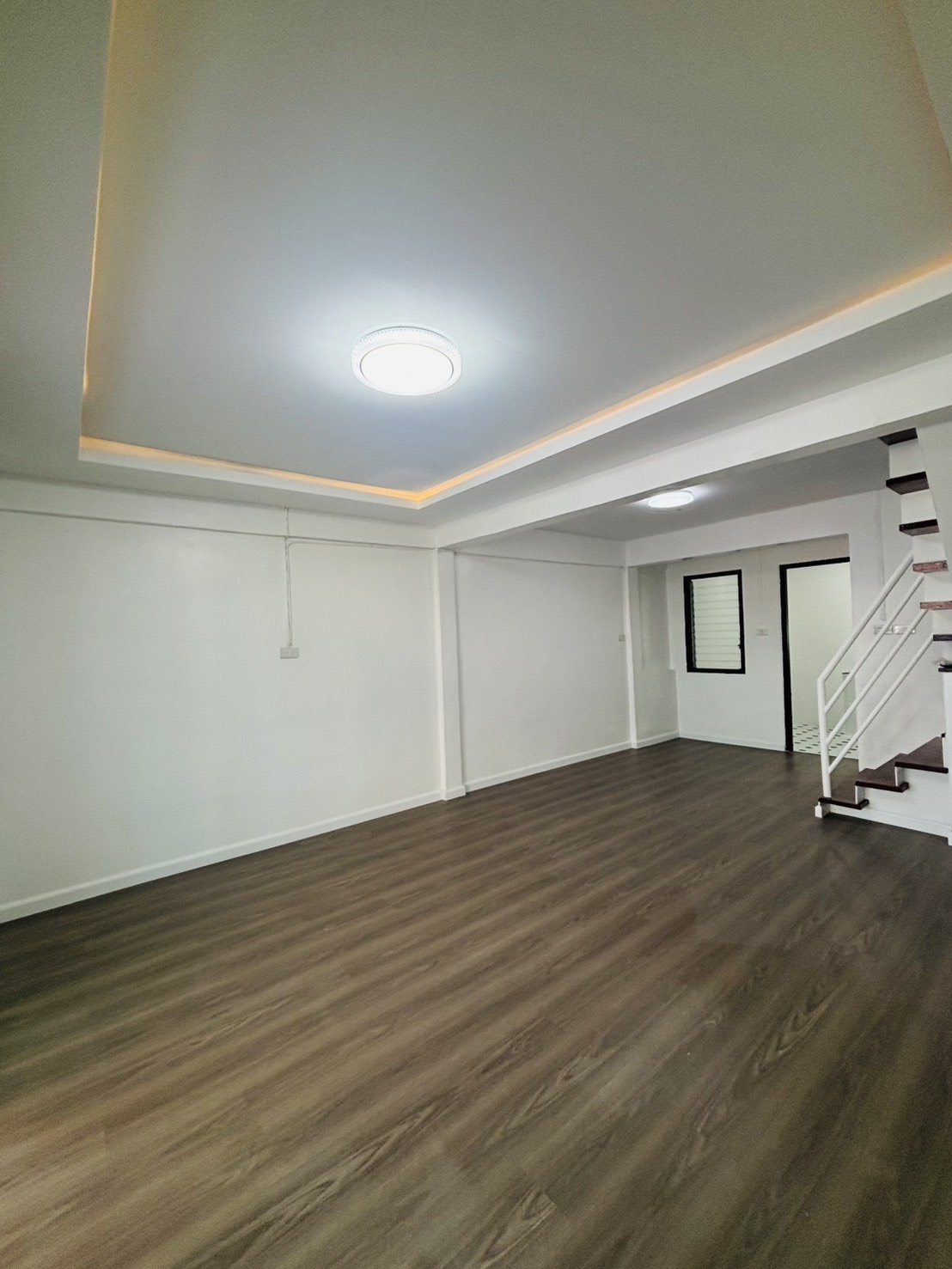 ทาวน์เฮ้าส์ 2 ห้องนอน ถลาง · ขายบ้านเคหะบ้านพอน ถลาง รูปที่ 4