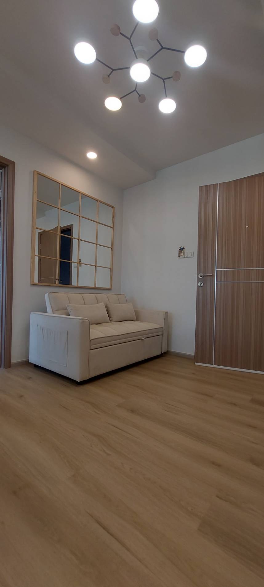 คอนโด 2 ห้องนอน ขายรอยัลเพลสคอนโดมิเนี่ยม ตึก3ชั้น6 · คอนโดมิเนี่ยม รูปที่ 8