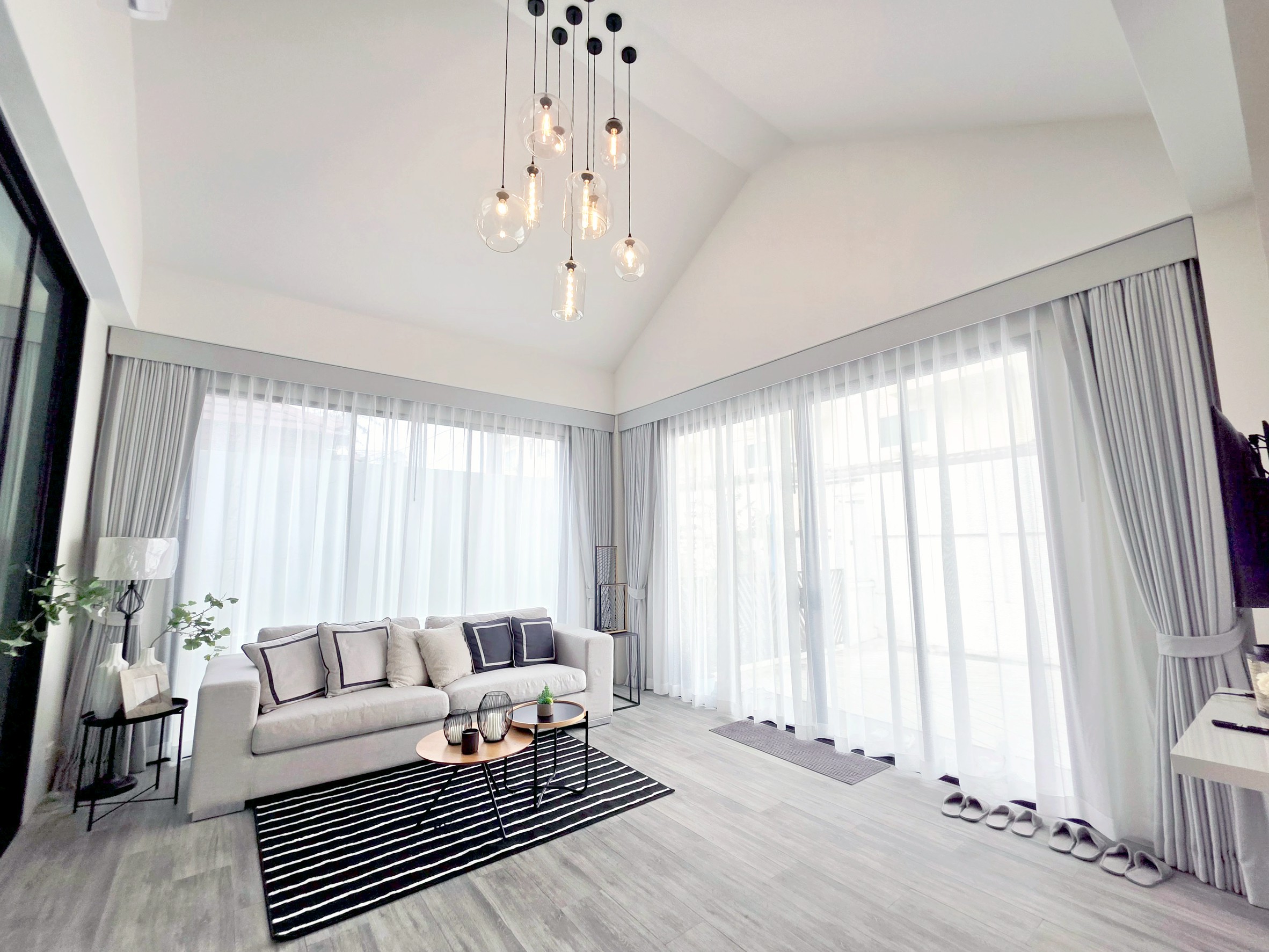 บ้านเดี่ยว 4 ห้องนอน กะทู้ · ขาย Pool Villa กะทู้ 102 ตรว รูปที่ 2