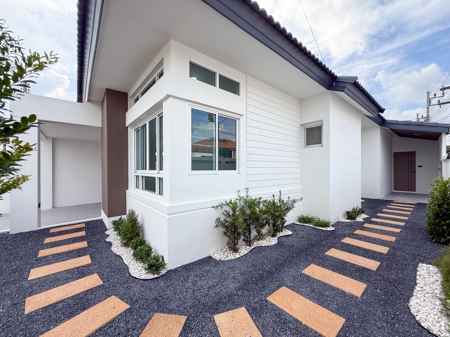 บ้านเดี่ยว 3 ห้องนอน ไม่ระบุ · หมู่บ้านสวนไพร อนุสาวรีย์ ศรีสุนทร รูปที่ 3