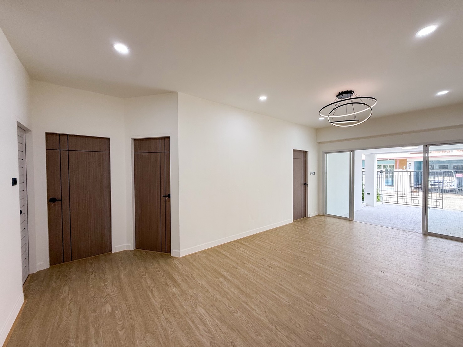 บ้านเดี่ยว 3 ห้องนอน ไม่ระบุ · หมู่บ้านสวนไพร อนุสาวรีย์ ศรีสุนทร รูปที่ 4