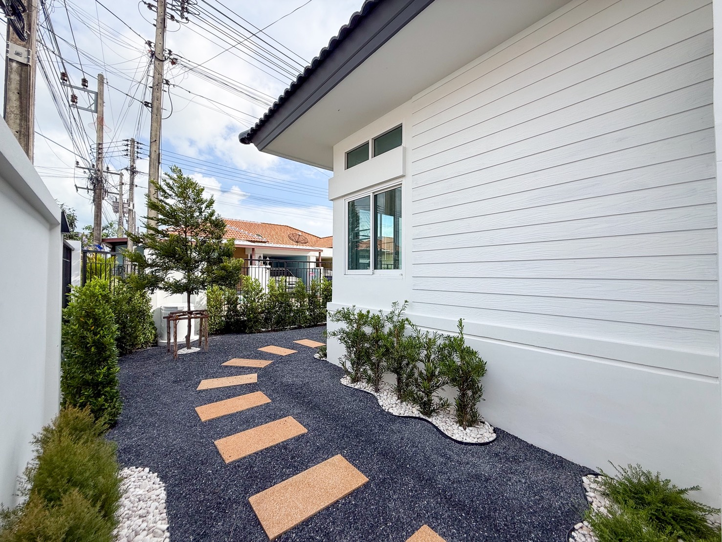 บ้านเดี่ยว 3 ห้องนอน ไม่ระบุ · หมู่บ้านสวนไพร อนุสาวรีย์ ศรีสุนทร รูปที่ 7