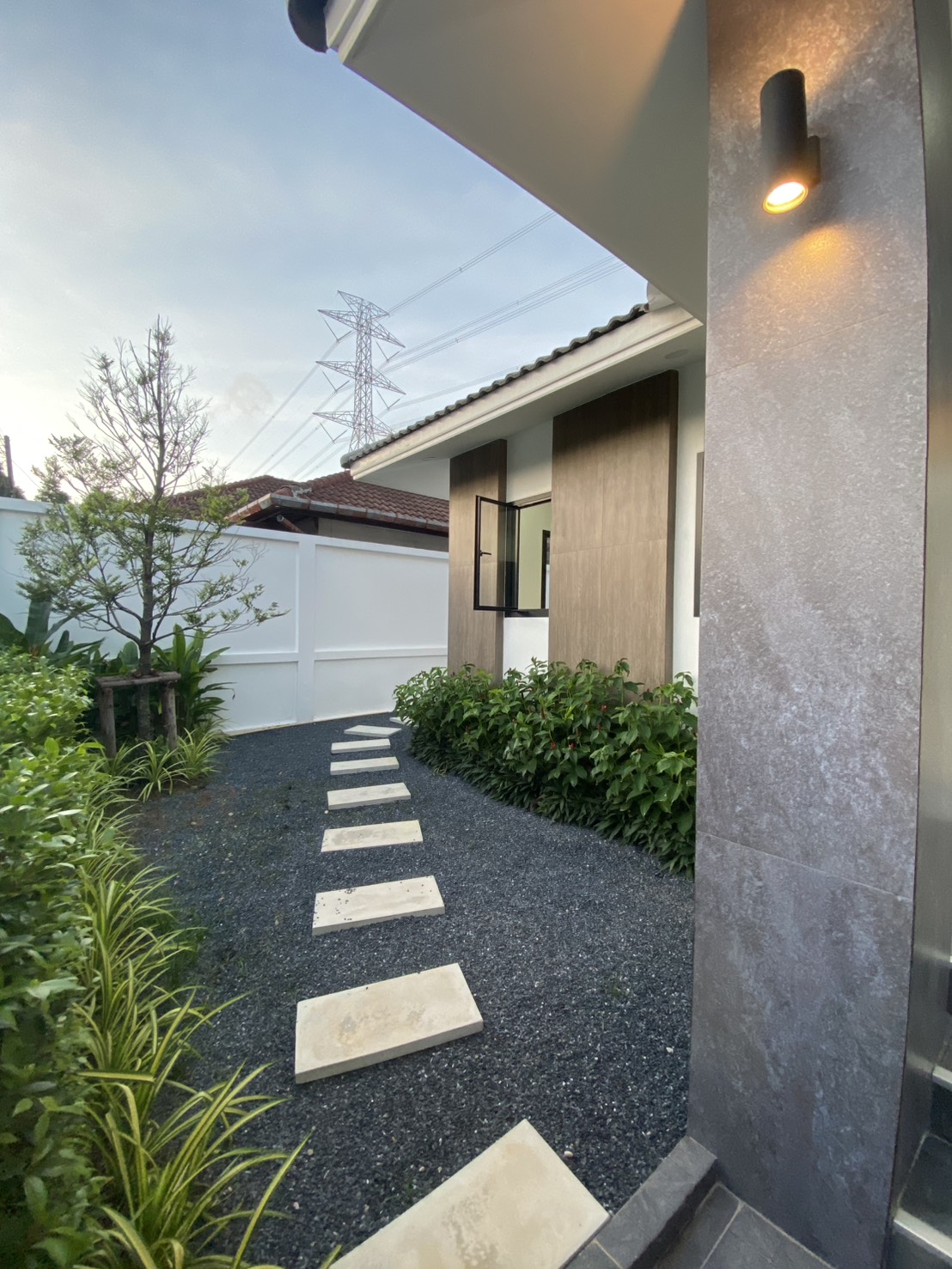 ที่ดิน 3 ห้องนอน ป่าคลอก · โครงการหมู่บ้านเนรมิต 1 รูปที่ 2