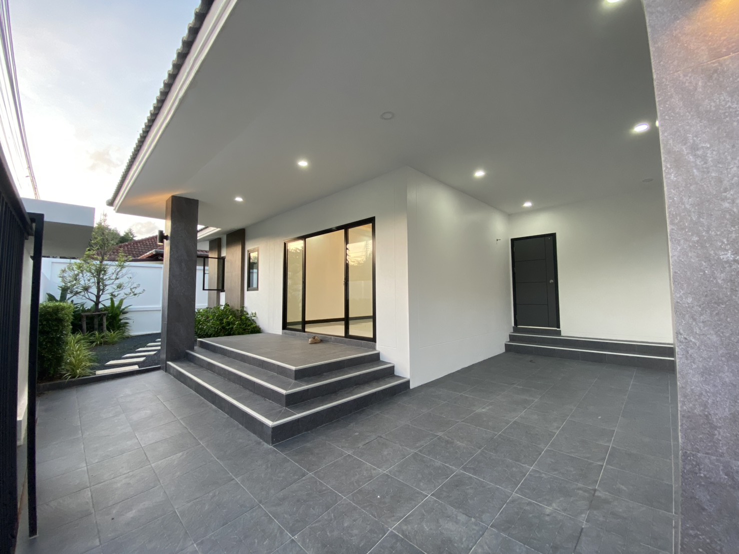 ที่ดิน 3 ห้องนอน ป่าคลอก · โครงการหมู่บ้านเนรมิต 1 รูปที่ 3