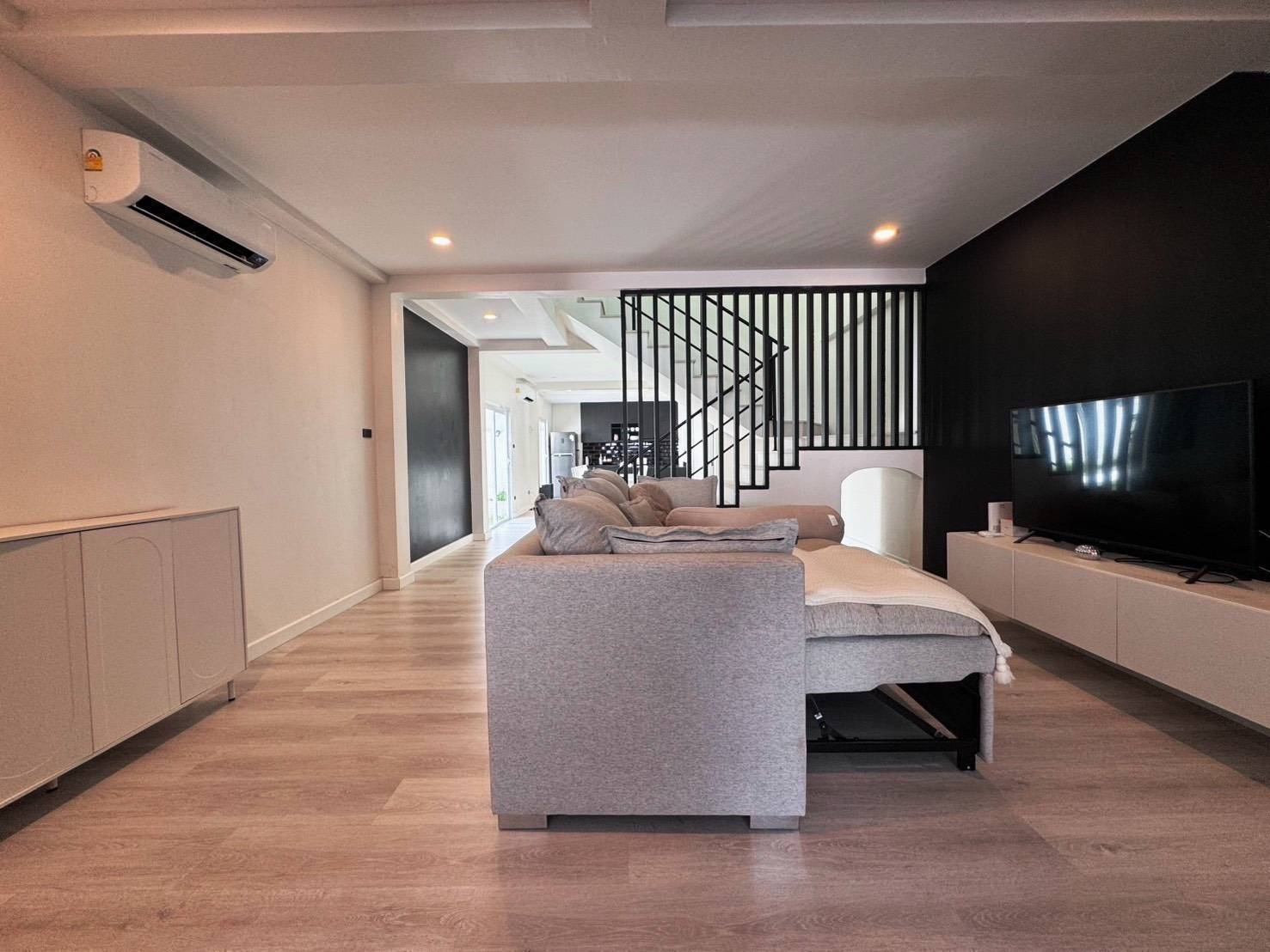 ทาวน์เฮ้าส์ 2 ห้องนอน ฉลอง · Townhouse Soi Na Kok | ทาวน์เฮาส์ ซอยนากก โซนฉลอง รูปที่ 2