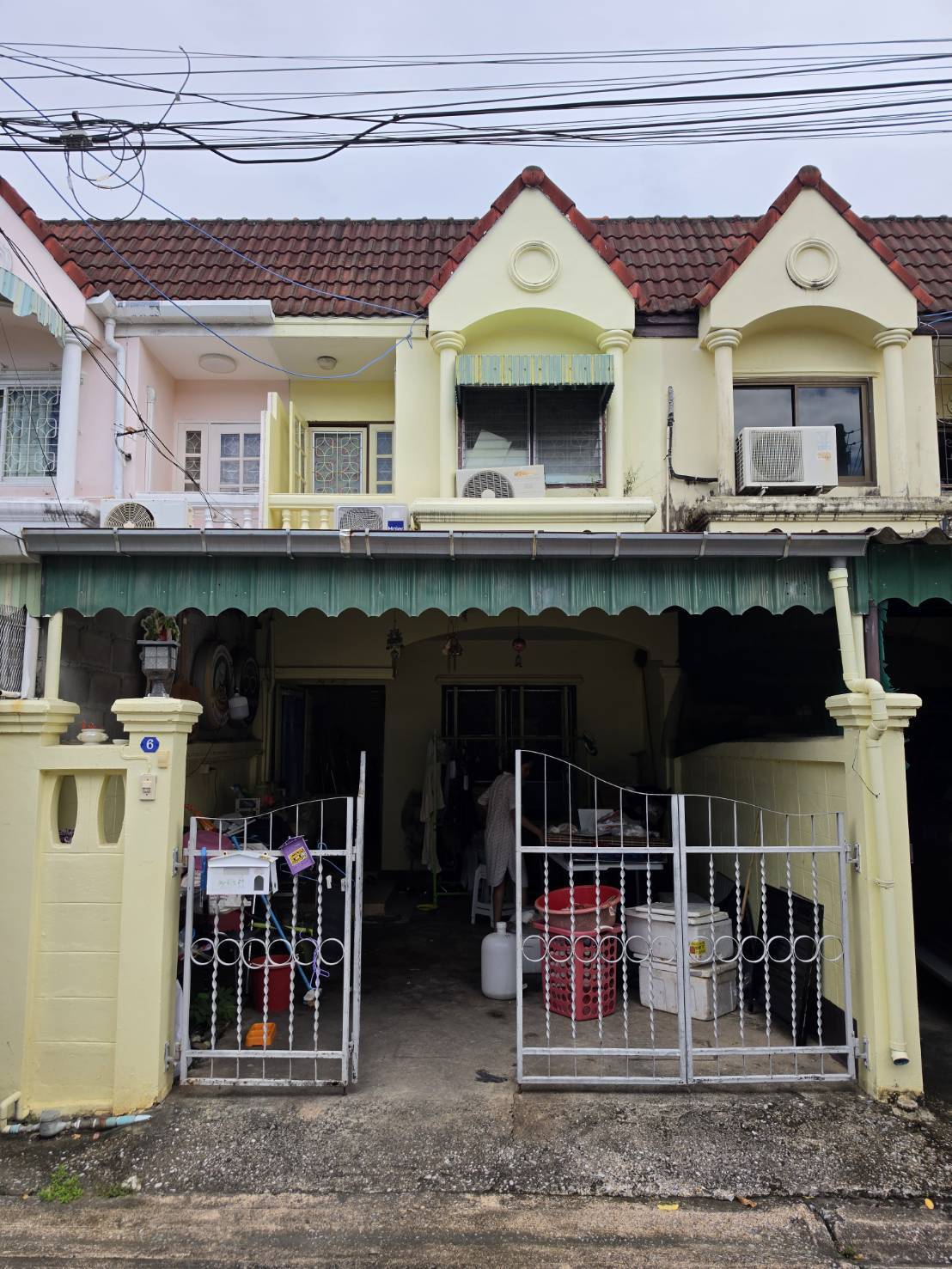 บ้านเดี่ยว 2 ห้องนอน ไม่ระบุ · หมู่บ้านภูเก็ตวิลล่า 1 โซนสามกอง ใกล้แหล่งของกินใกล้ตลาดชิลวา โลเคชั่นดีมากๆ ขายตามสภาพ บ้านสภาพดี รูปที่ 1