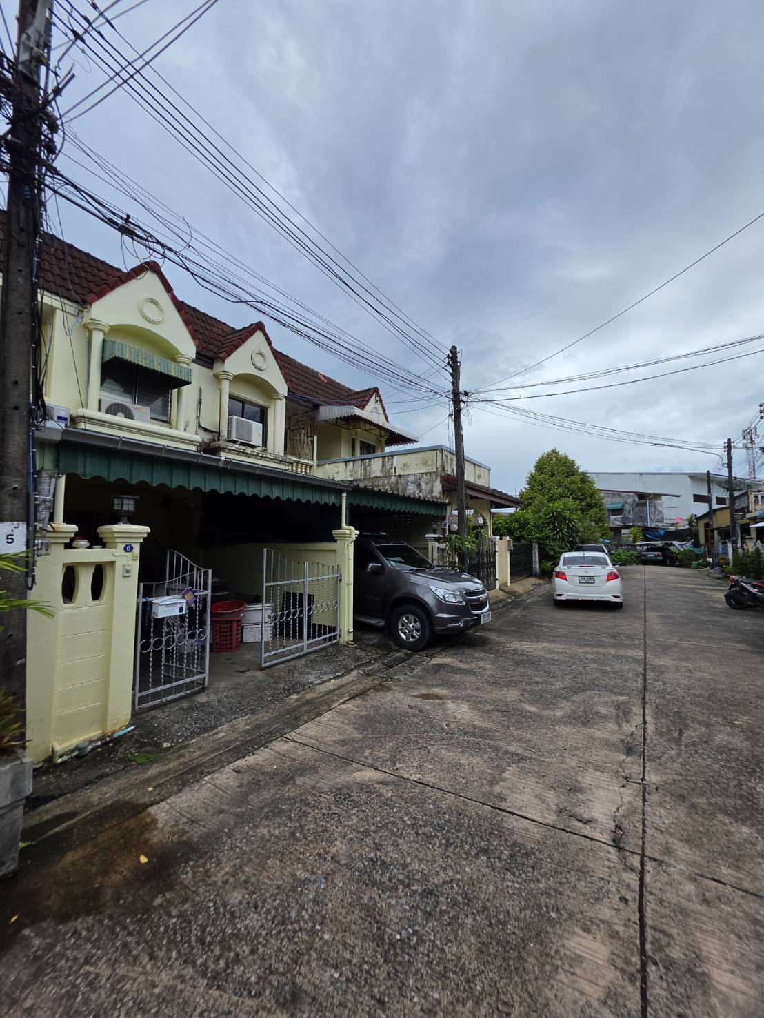 บ้านเดี่ยว 2 ห้องนอน ไม่ระบุ · หมู่บ้านภูเก็ตวิลล่า 1 โซนสามกอง ใกล้แหล่งของกินใกล้ตลาดชิลวา โลเคชั่นดีมากๆ ขายตามสภาพ บ้านสภาพดี รูปที่ 4