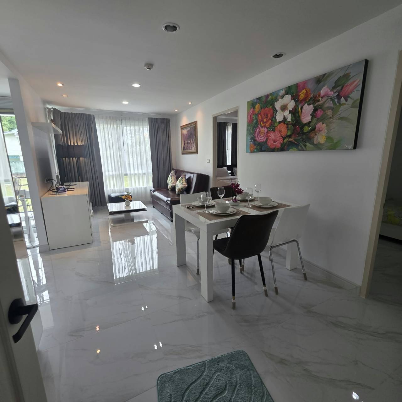 คอนโด 2 ห้องนอน กะทู้ · คอนโดพลัส 2 กะทู้ รูปที่ 3