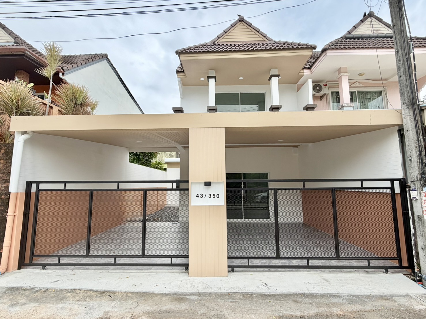 ทาวน์เฮ้าส์ 3 ห้องนอน เมืองทอง LINE · บ้านโซนเมืองทอง รูปที่ 1
